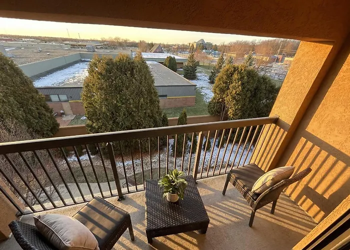 Country Inn & Suites By Radisson, Brown Deer - Milwaukee North